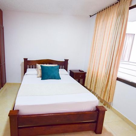 Hotel Toledo Plaza Armenia  Eksteriør billede