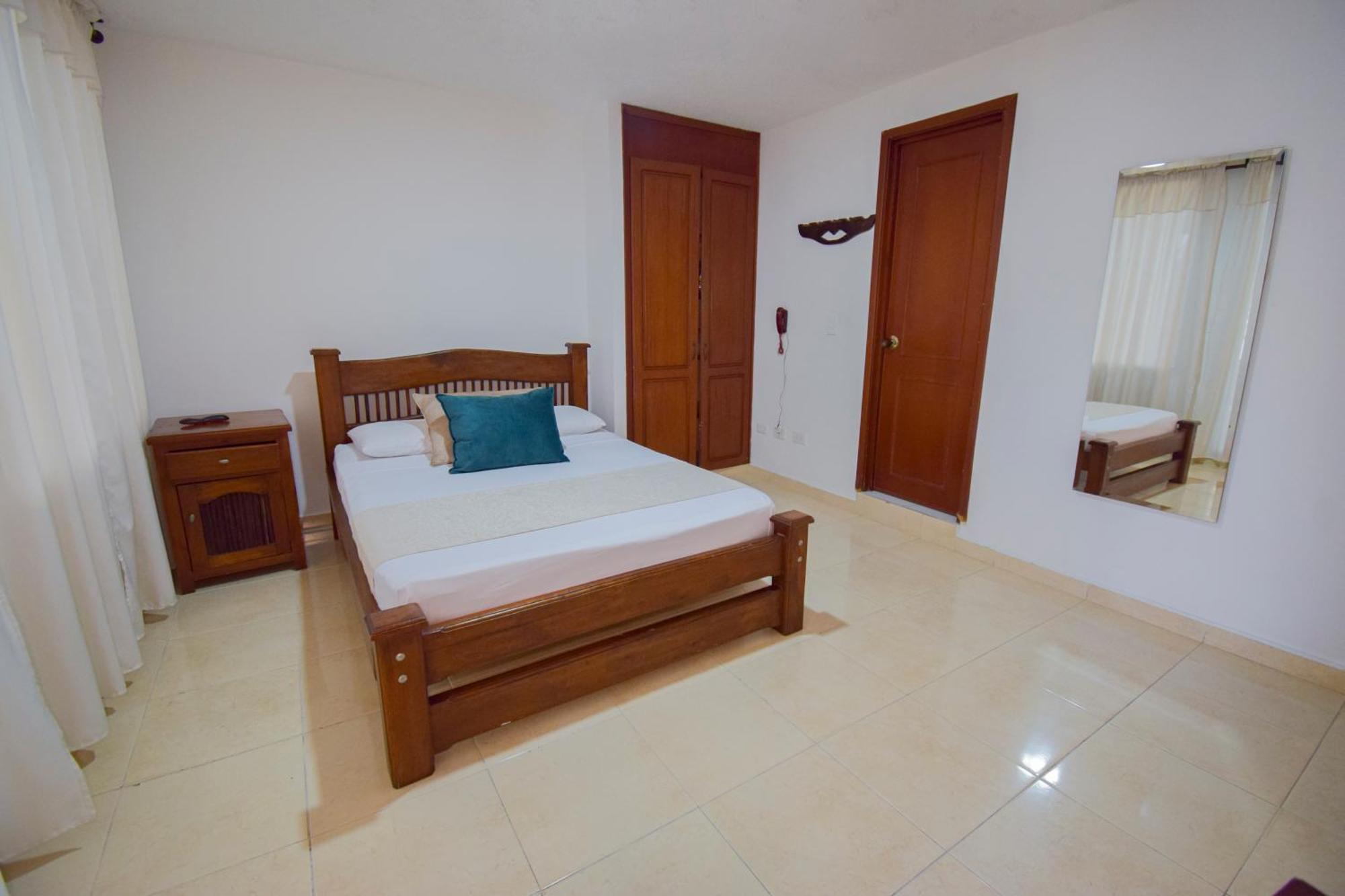 Hotel Toledo Plaza Armenia  Eksteriør billede