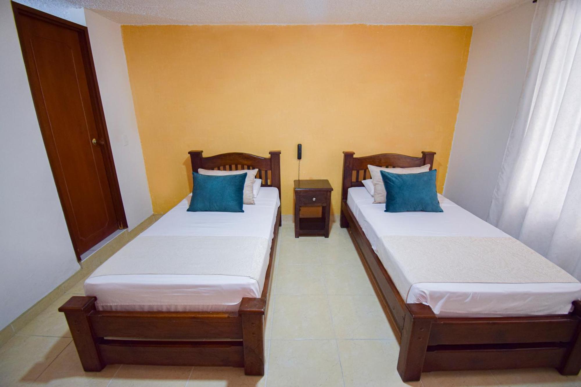 Hotel Toledo Plaza Armenia  Eksteriør billede