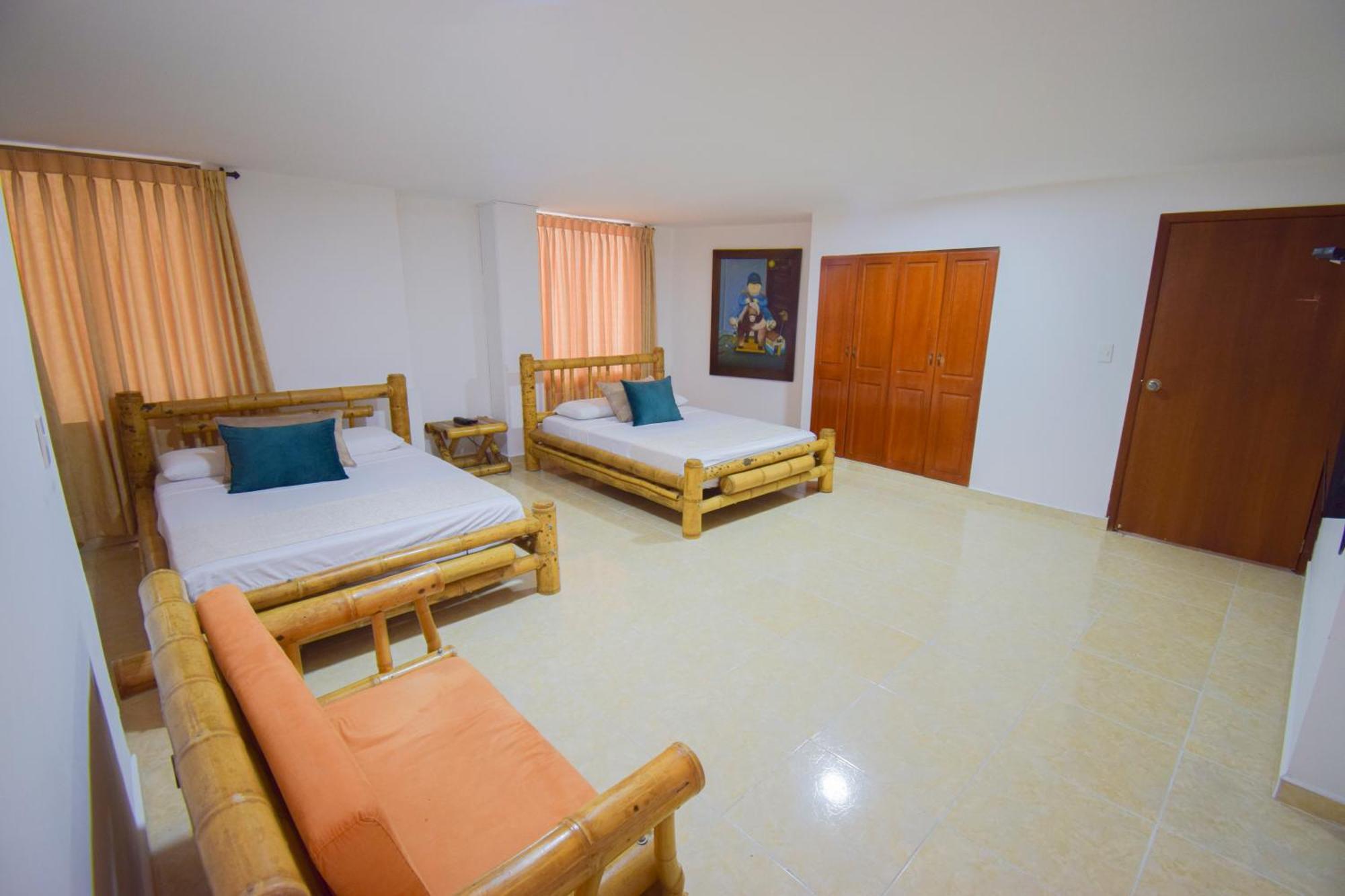 Hotel Toledo Plaza Armenia  Eksteriør billede