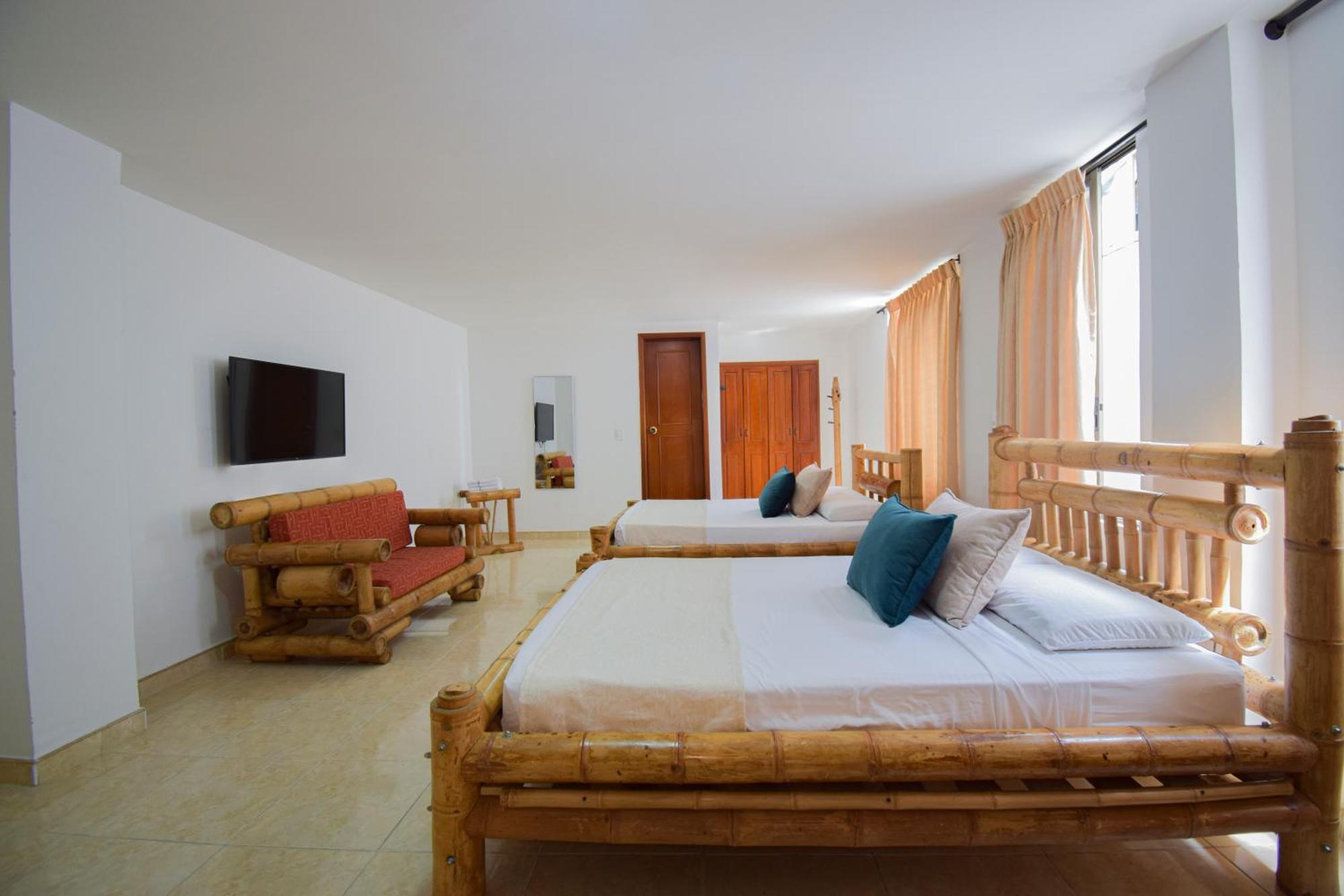 Hotel Toledo Plaza Armenia  Eksteriør billede
