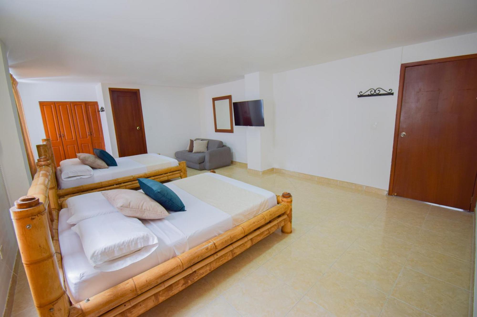 Hotel Toledo Plaza Armenia  Eksteriør billede