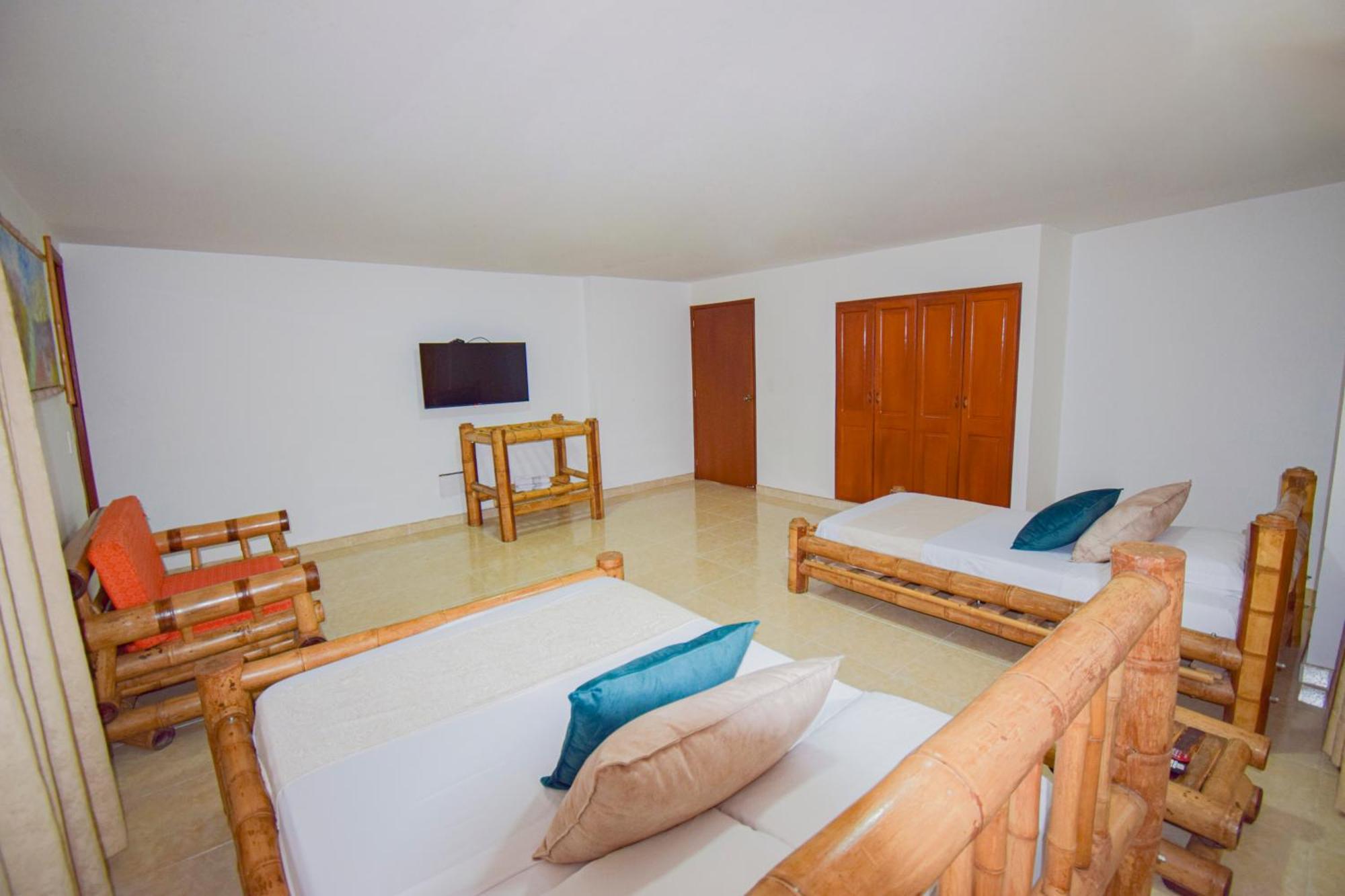 Hotel Toledo Plaza Armenia  Eksteriør billede
