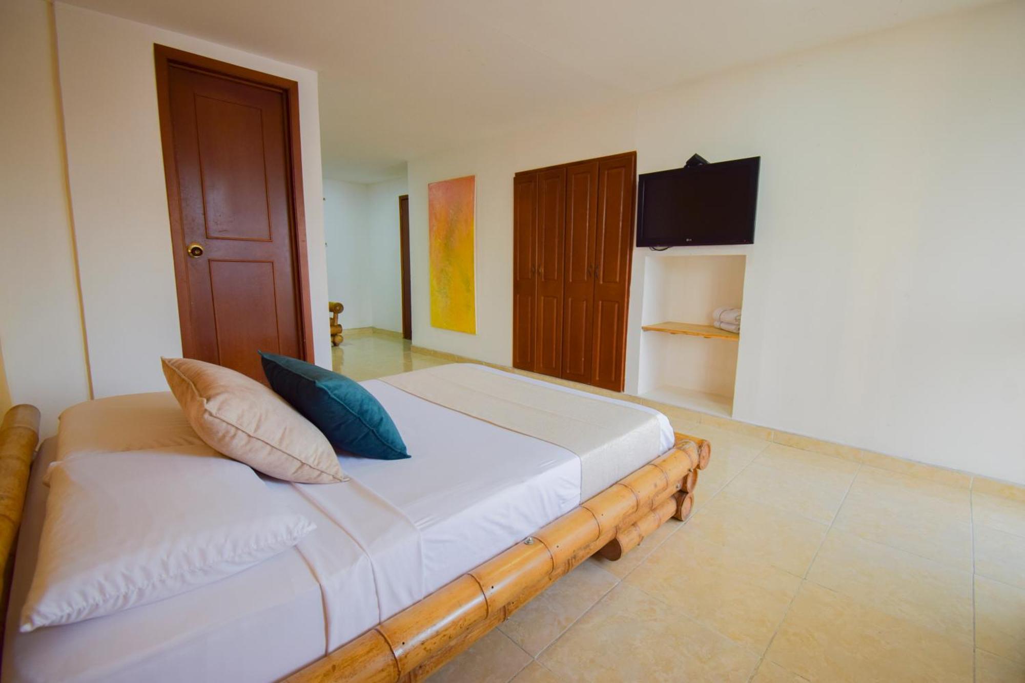 Hotel Toledo Plaza Armenia  Eksteriør billede